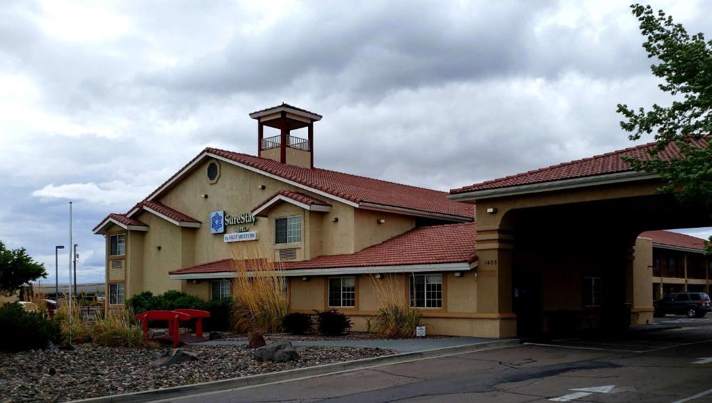 SureStay Hotel by Best Western Fernley Main image 1